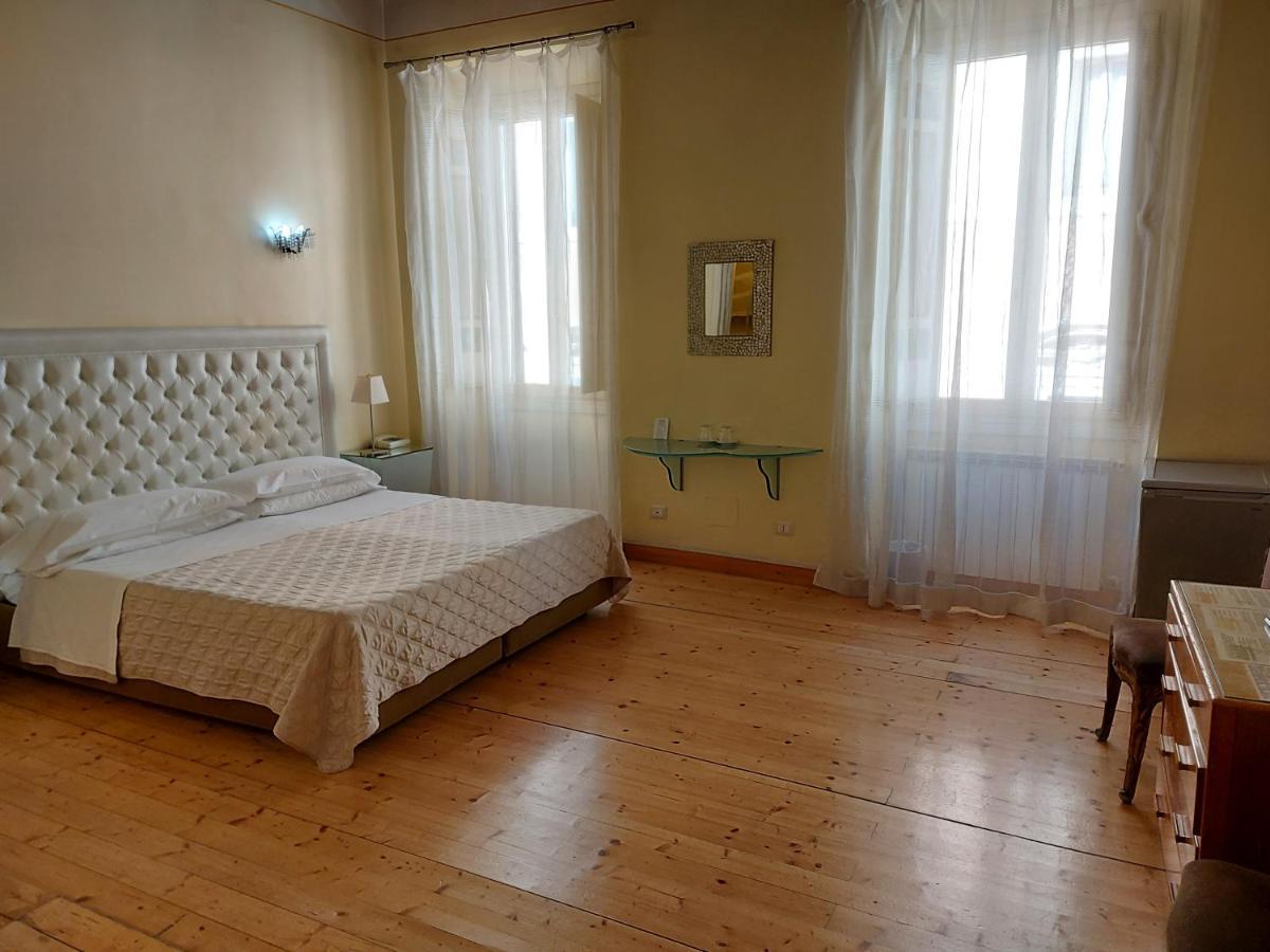 Residenza Al Corso Suites Ρώμη Εξωτερικό φωτογραφία