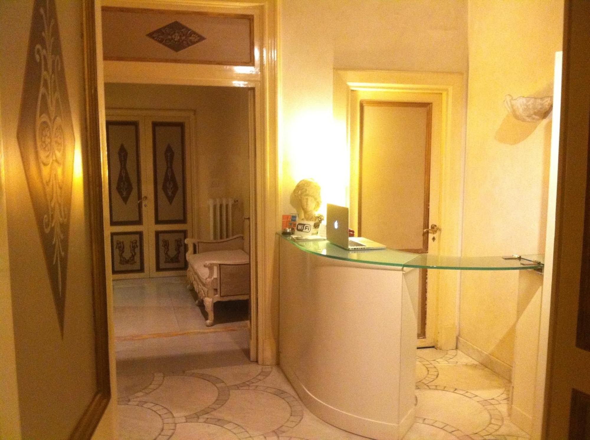 Residenza Al Corso Suites Ρώμη Εξωτερικό φωτογραφία